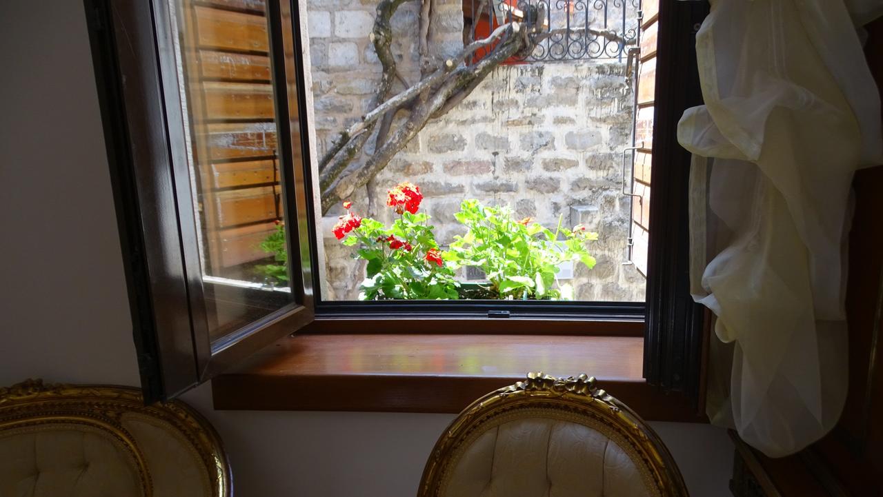 Apartments Renaissance Old Town Budva Buitenkant foto